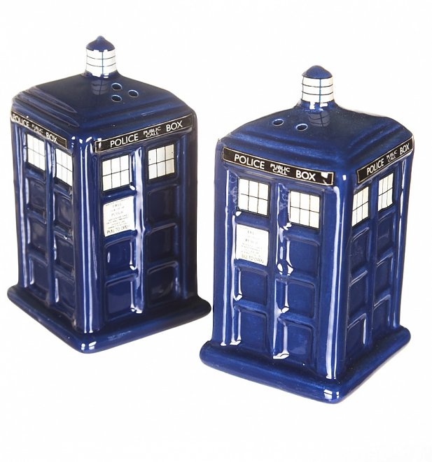 Doctor Who TARDIS Shaped Salt And Pepper Shakers Doctor Who TARDIS Shaped Salt And Pepper Shakers