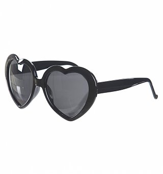 Retro Black Heart Sunglasses from Punky Pins Retro Black Heart Sunglasses from Punky Pins