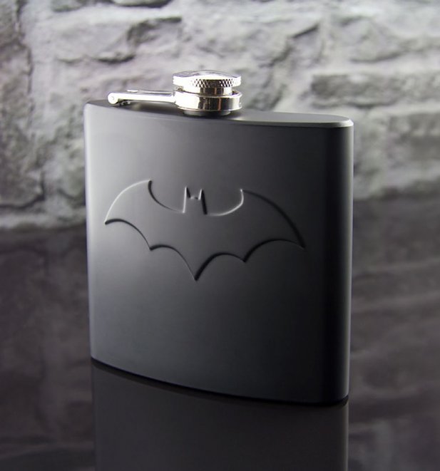 DC Comics Matt Black Stainless Steel Batman Logo Hipflask DC Comics Matt Black Stainless Steel Batman Logo Hipflask