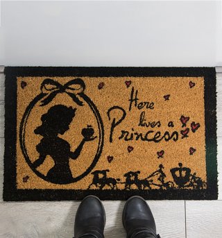 Disney Here Lives A Princess Door Mat Disney Here Lives A Princess Door Mat