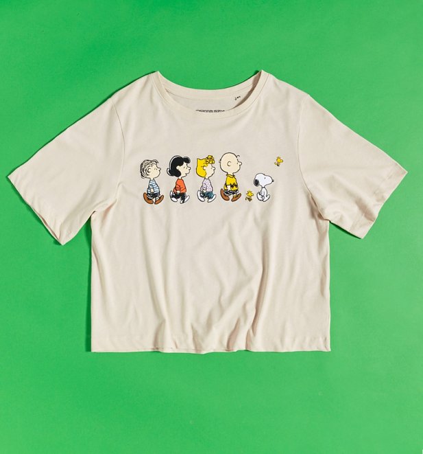 Ecru Peanuts Line Up Cropped T-Shirt Ecru Peanuts Line Up Cropped T-Shirt