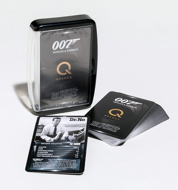 Limited Edition James Bond 007 Gadgets and Vehicles Top Trumps Game