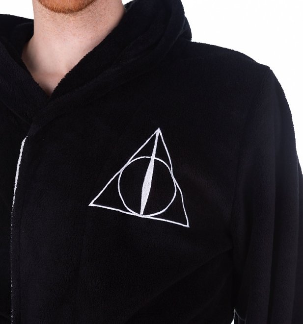 Men's Black Harry Potter Deathly Hallows Hooded Fleece Dressing Gown Men's Black Harry Potter Deathly Hallows Hooded Fleece Dressing Gown