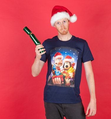 Men's Wallace And Gromit Christmas Presents Navy T-Shirt Men's Wallace And Gromit Christmas Presents Navy T-Shirt