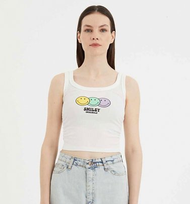 Women's Smiley White Ribbed Fitted Cropped Vest