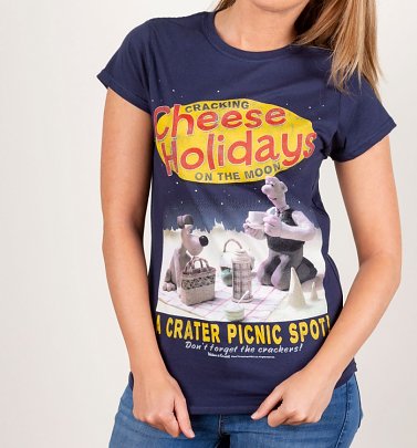 Women's Wallace and Gromit Cracking Cheese Holidays Navy T-Shirt Women's Wallace and Gromit Cracking Cheese Holidays Navy T-Shirt